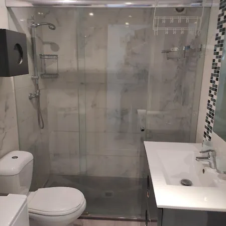 Apartment In First Line Apto 5-2 *