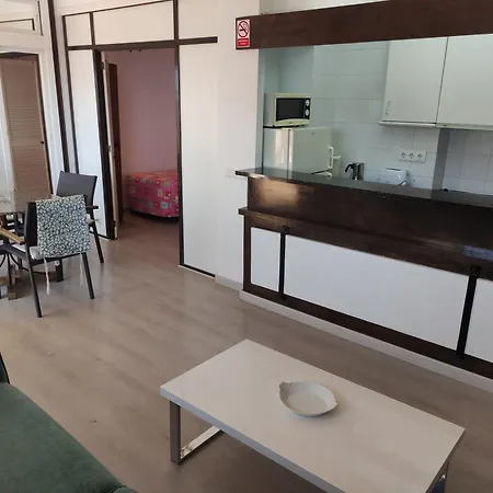 In First Line Apto 5-2 마르베야