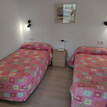 Apartment In First Line Apto 5-2 *