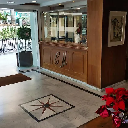 Apartment In First Line Apto 5-2 *