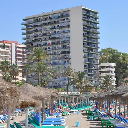 Apartment In First Line Apto 5-2 *